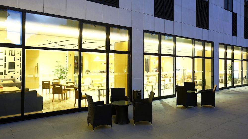 Holiday Inn Express Shanghai Gongkang By Ihg Buitenkant foto