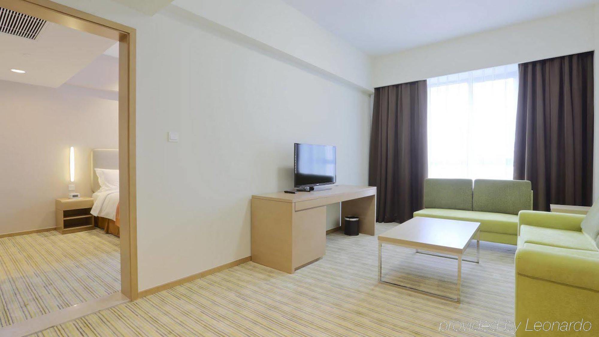 Holiday Inn Express Shanghai Gongkang By Ihg Buitenkant foto